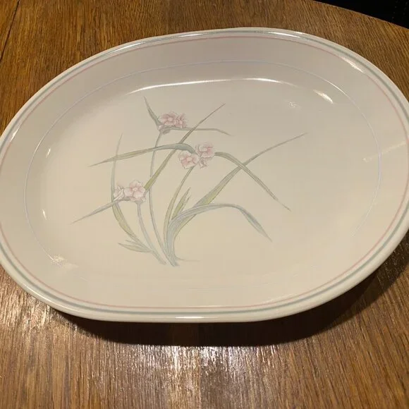 Corelle Platter Spring Pond - Picture 1 of 1